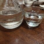 湘南 魚つる - 八海山（常温）1合 780円