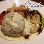 Quinto特製ハンバーグ