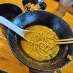 鶏そば炭や - 半替玉に右下　柚子胡椒