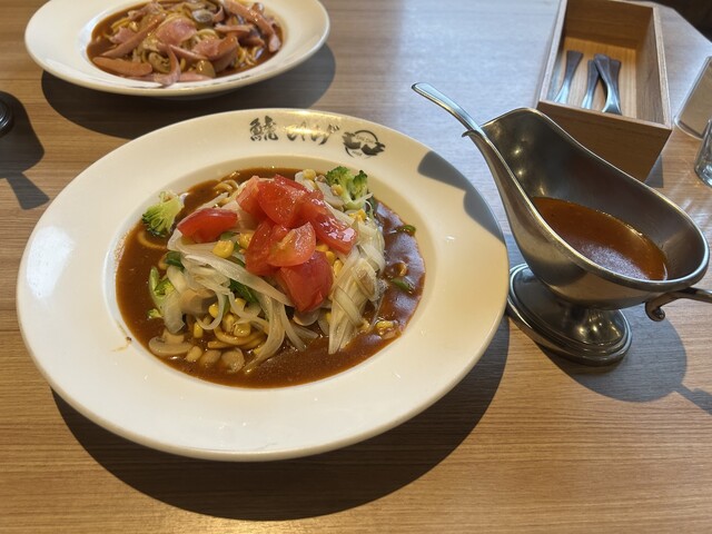 Shachi Hige Cafe Nakagawa Shinohara Ten photo 4