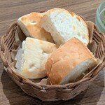 本格石焼き生パスタのお店 motti-pasta - バゲット