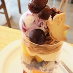 ハナツムリ - 【2025.10】秋のモンブランパフェ(税込1,210円)