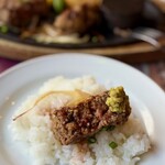 G.G.C. - 上州牛ハンバーグ　1628円　+　Aセット　440円