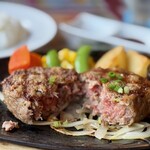 G.G.C. - 上州牛ハンバーグ　1628円　+　Aセット　440円