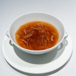 重慶飯店 麻布賓館 - フカヒレ、えのき、干し貝柱入りスープ