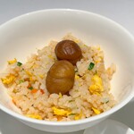 重慶飯店 麻布賓館 - 天津甘栗入りチャーハン