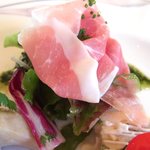 オーベルジュ・ジャルダン - 生ハムサラダ（前菜盛り合わせから）