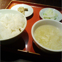 虎萬元 南青山店 - ランチメニューのサイド