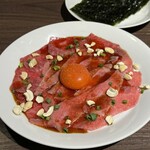 黒毛和牛焼肉 白か黒 - 