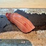 六緑 - 安定の美味中トロ　大トロの炙りは写真撮るの忘れ即食べちゃいました♪