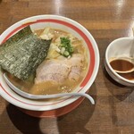 博多らーめん 大晏 - 甘めの味噌と豚骨の相性がグー！