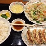 餃子の王将 - 焼きビーフン＋餃子＋ごはんセット