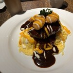 GASTRO-PUB COOPERS - ハンバーグオムライス