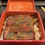 つきじ宮川本廛 - ちょこっと箸つけちゃいました♪