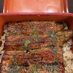 つきじ宮川本廛 - 箸の跡、めだちますか？