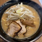 味噌らーめん屋 ちょりん - 味玉味噌らーめん  ¥1,130   家族はこちらを頼んでいました