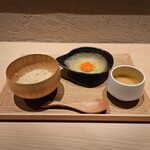 鳥いち - □鶏出汁炊き込み卵かけご飯