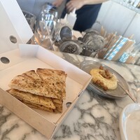 THE APOLLO - ピタブレッド　イエローエンドウ豆のディップ