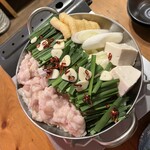 新橋 角打ち屋 - 和牛もつ鍋（2人前）¥2,400※期間限定価格