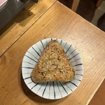 新橋 角打ち屋 - 焼きおにぎり¥275