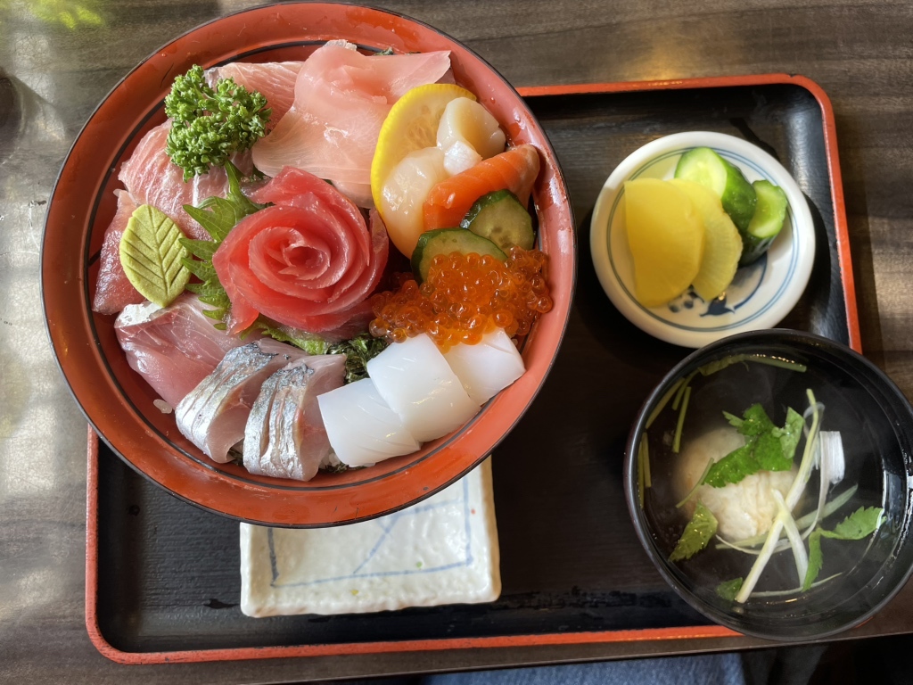 写真 : まるよ 西条店 - 安房鴨川/海鮮丼 | 食べログ