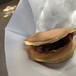 이나베 가시텐 하치샤 - 갓 구운 맛있는 음식