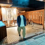 焼鳥と蕎麦 富治 - 店舗外観