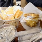 北海道手焼きワッフル 新さっぽろ店 - 