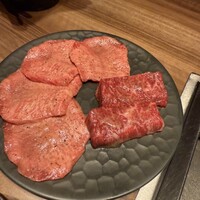 焼肉うしごろ 新宿三丁目店 - 