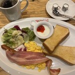 むさしの森珈琲 - 料理写真:スクランブルエッグコンビモーニング