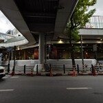 JIM THOMPSON A THAI RESTAURANT - ホテルから　トゥクトゥクで向かいます