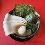 家系ラーメン王道乃印ふく家 - 王道ラーメン