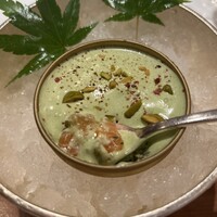 レ セゾン - ピスタチオのアミューズ