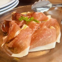 ミゲル フアニ 新宿タカシマヤ タイムズスクエア店 - 