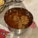 ジョニーのビリヤニ - スパイスすじ煮込み