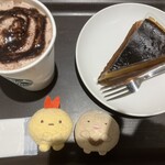 スターバックスコーヒー - 料理写真:パンプキンバスクチーズケーキ。