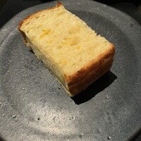 ラ・ボンヌターブル - パン