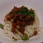 DIN TAI FUNG - ジャージャー麺