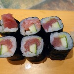 すし・魚処 のへそ  本店 - 鉄火きゅうり巻？