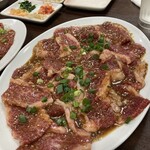 越後屋 - カルビ