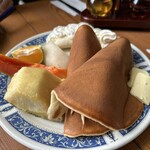 コリント - フルーツパンケーキ