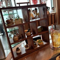 ザ タヴァン グリル＆ラウンジ - 