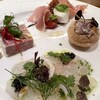 ビステリアグーフォ - タイのカルパッチョ、カプレーゼ、パテどカンパーニュ、じゃがいものパフ（？）←これ美味しかった