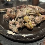 おでん・かしみん - 骨付き鶏もも炭火焼き