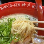 みなと軒 - とんこつ姫（クイーン）の細ストレート麺