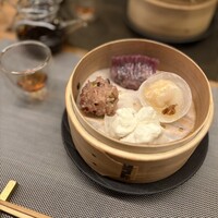 スチーム Dim sum&Wine - 蒸点心4種