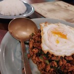タイ料理 Sweet Basil - 