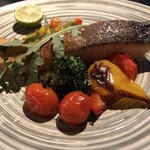 QUAYS pacific grill - 