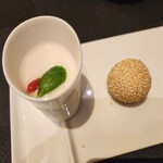 中国料理 翆陽 - 杏仁豆腐と胡麻団子