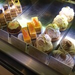 パティスリー モンプリュ - あってよかったヴィクトリア